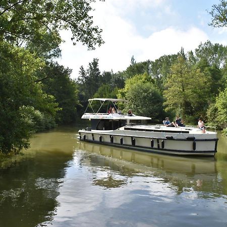 Hotel Restaurant Cote Garonne Le Balcon Des Dames - Tonneins Fauillet Marmande - Vue Panoramique Bord De Garonne Chambres Climatisees المظهر الخارجي الصورة