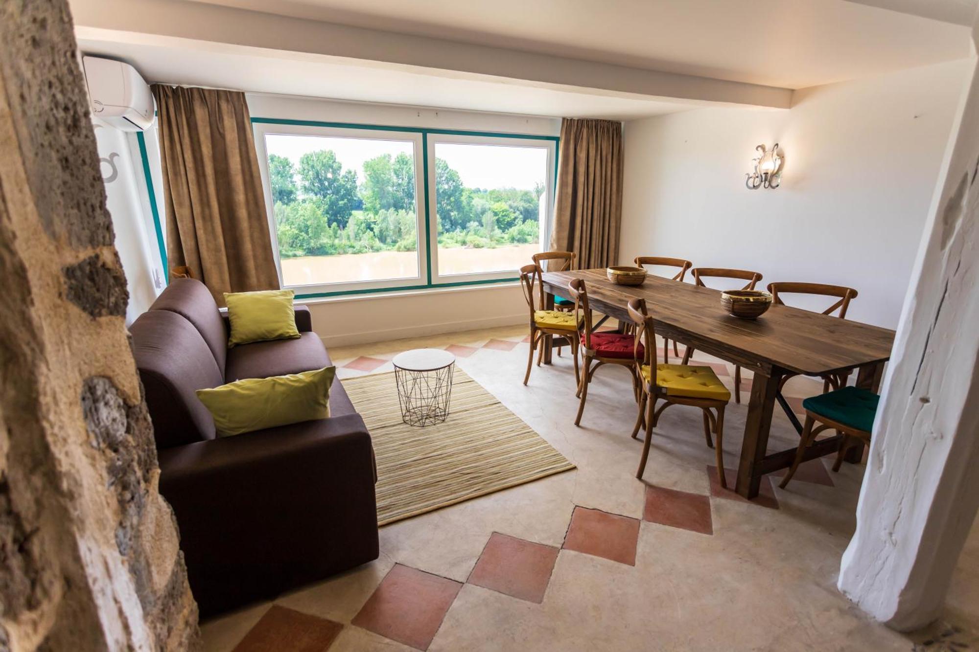 Hotel Restaurant Cote Garonne Le Balcon Des Dames - Tonneins Fauillet Marmande - Vue Panoramique Bord De Garonne Chambres Climatisees المظهر الخارجي الصورة