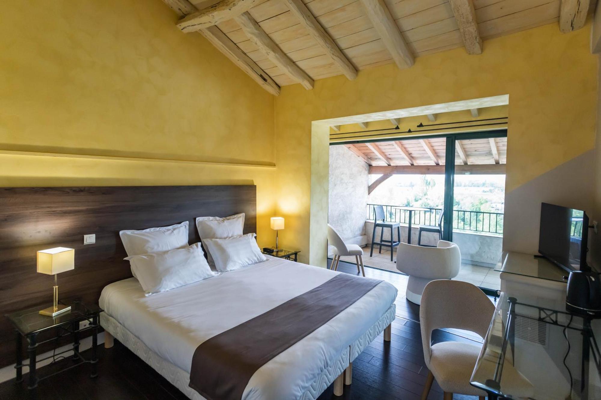 Hotel Restaurant Cote Garonne Le Balcon Des Dames - Tonneins Fauillet Marmande - Vue Panoramique Bord De Garonne Chambres Climatisees المظهر الخارجي الصورة