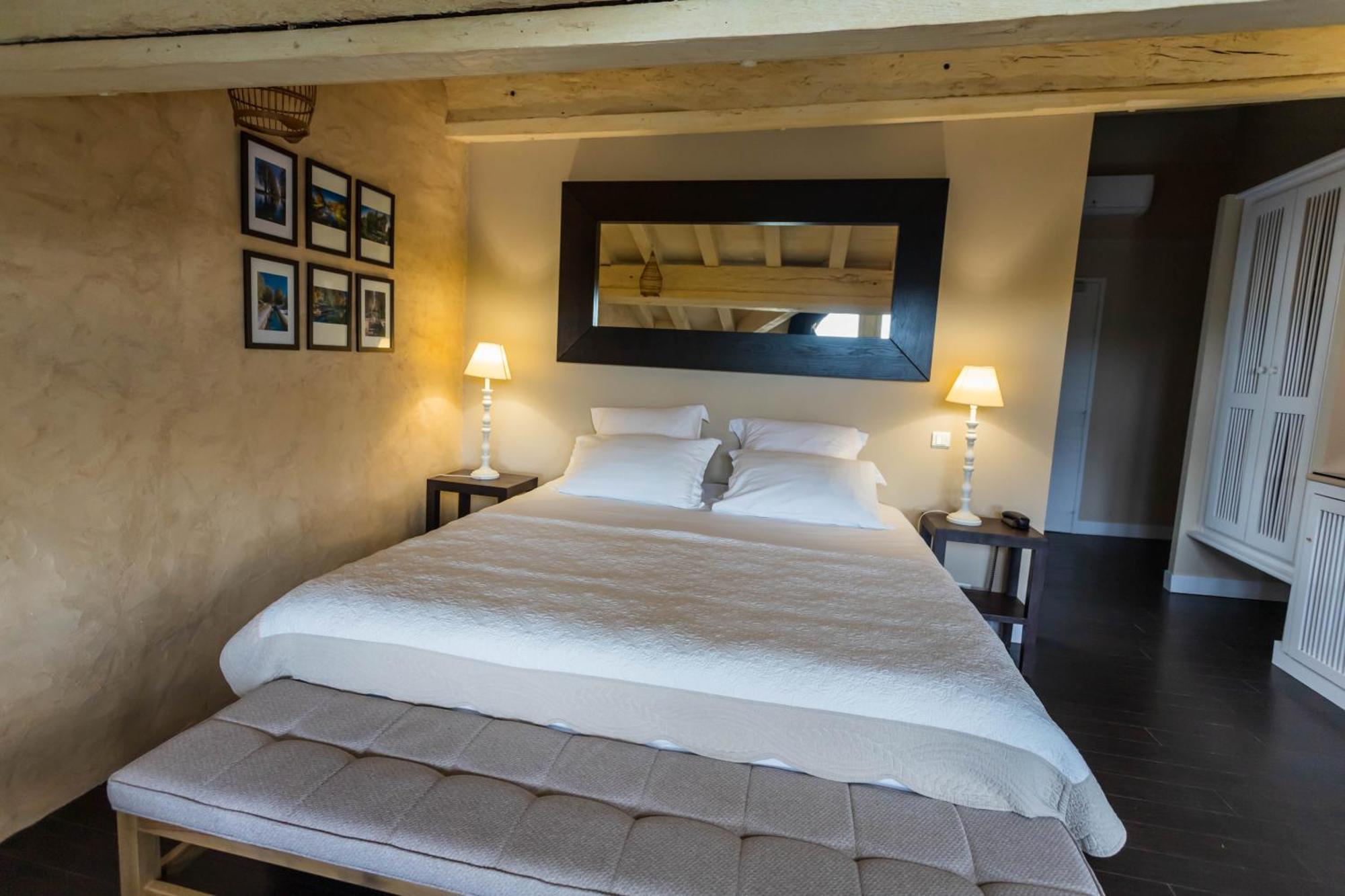 Hotel Restaurant Cote Garonne Le Balcon Des Dames - Tonneins Fauillet Marmande - Vue Panoramique Bord De Garonne Chambres Climatisees المظهر الخارجي الصورة