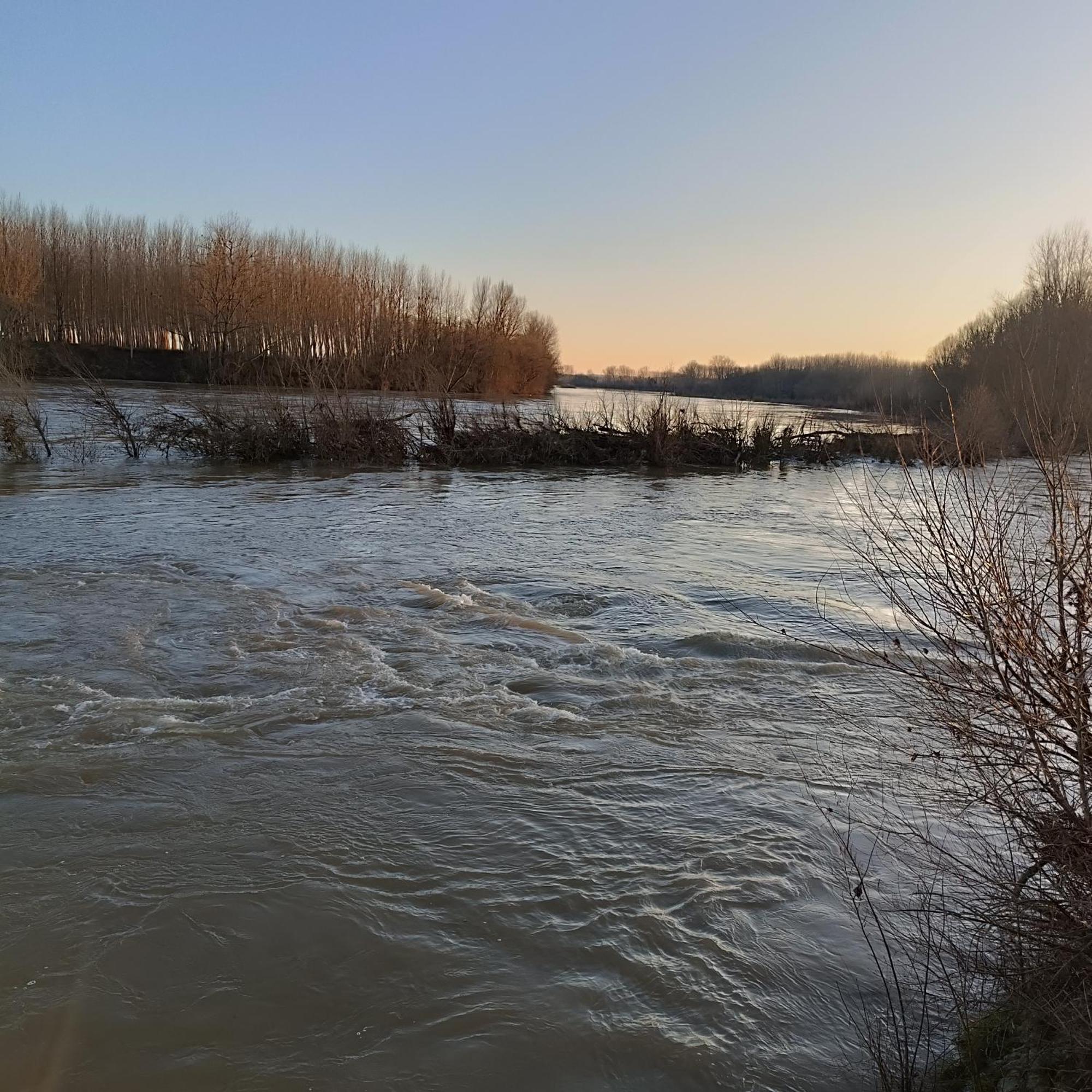 Hotel Restaurant Cote Garonne Le Balcon Des Dames - Tonneins Fauillet Marmande - Vue Panoramique Bord De Garonne Chambres Climatisees المظهر الخارجي الصورة